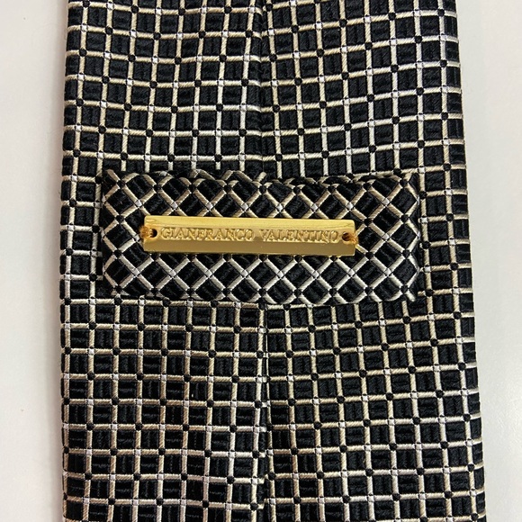 GianFranco Valentino Classy 100% Silk Men's Fashion Neck Tie Lot (3) - Picture 4 of 6
